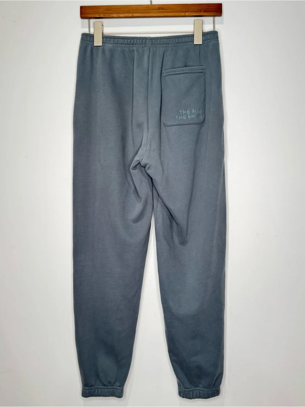 VUORI Women’s Sedona Sweatpant Joggers Smoke Blue Slate Blue Size XS VW4202 - Picture 9 of 14